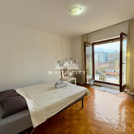 Duplex - White *