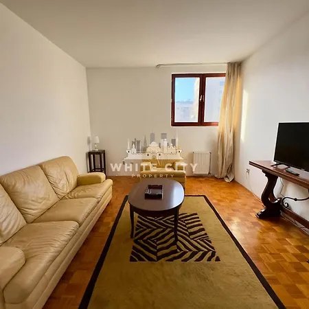Duplex - White Apartment Belgrade