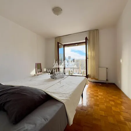 Duplex - White *